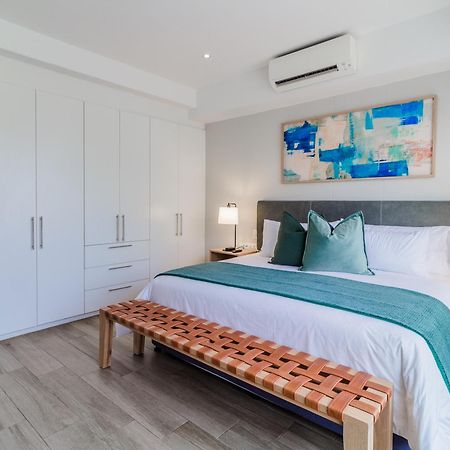 Stay Menlyn Pretoria Exterior photo