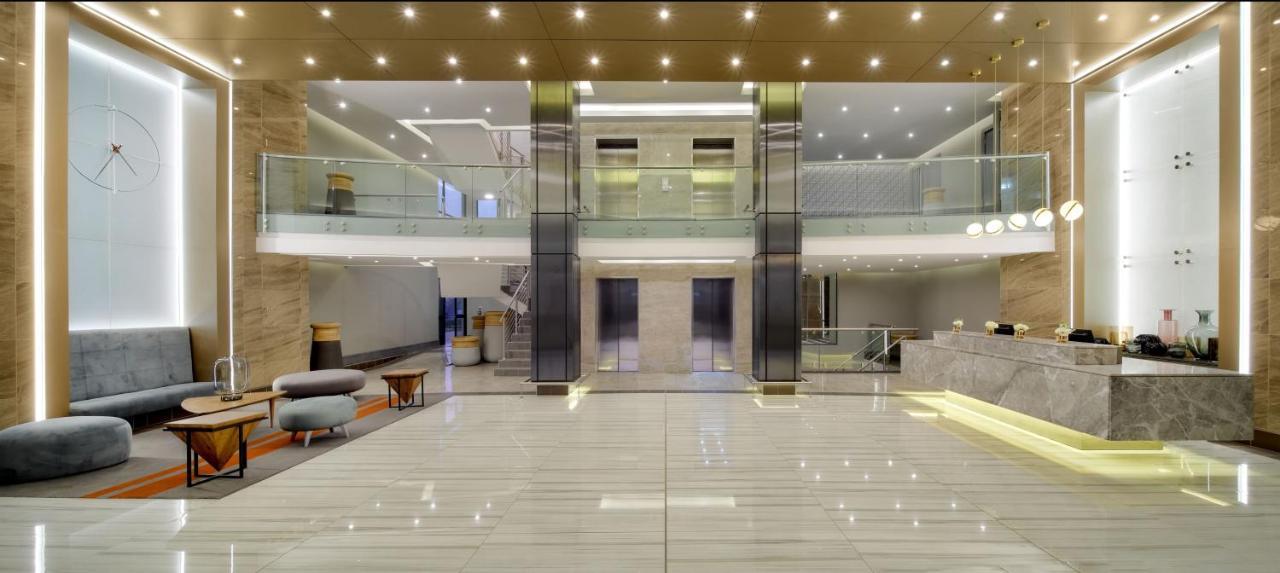 Stay Menlyn Pretoria Exterior photo