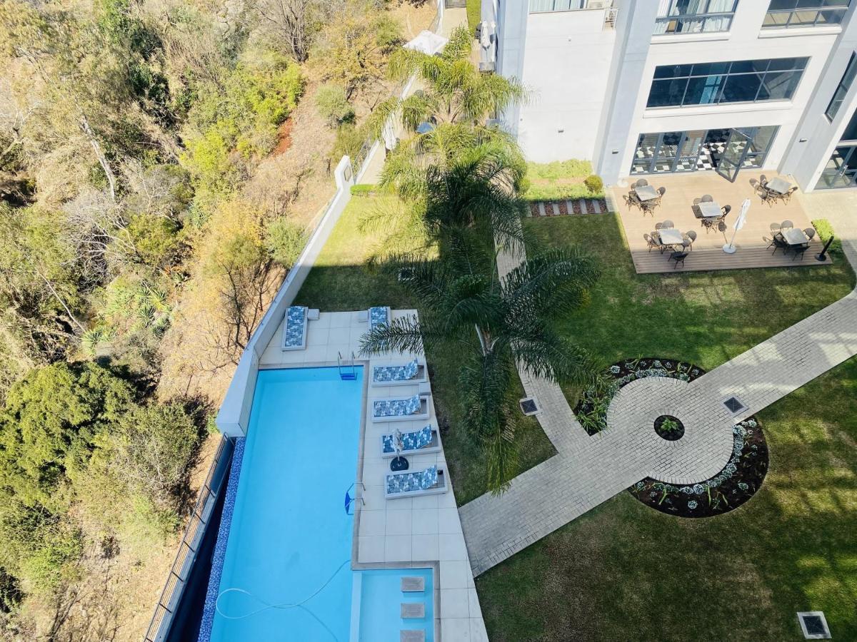 Stay Menlyn Pretoria Exterior photo