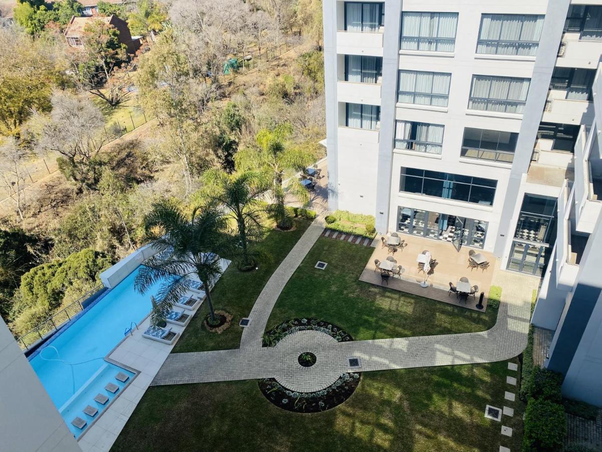 Stay Menlyn Pretoria Exterior photo