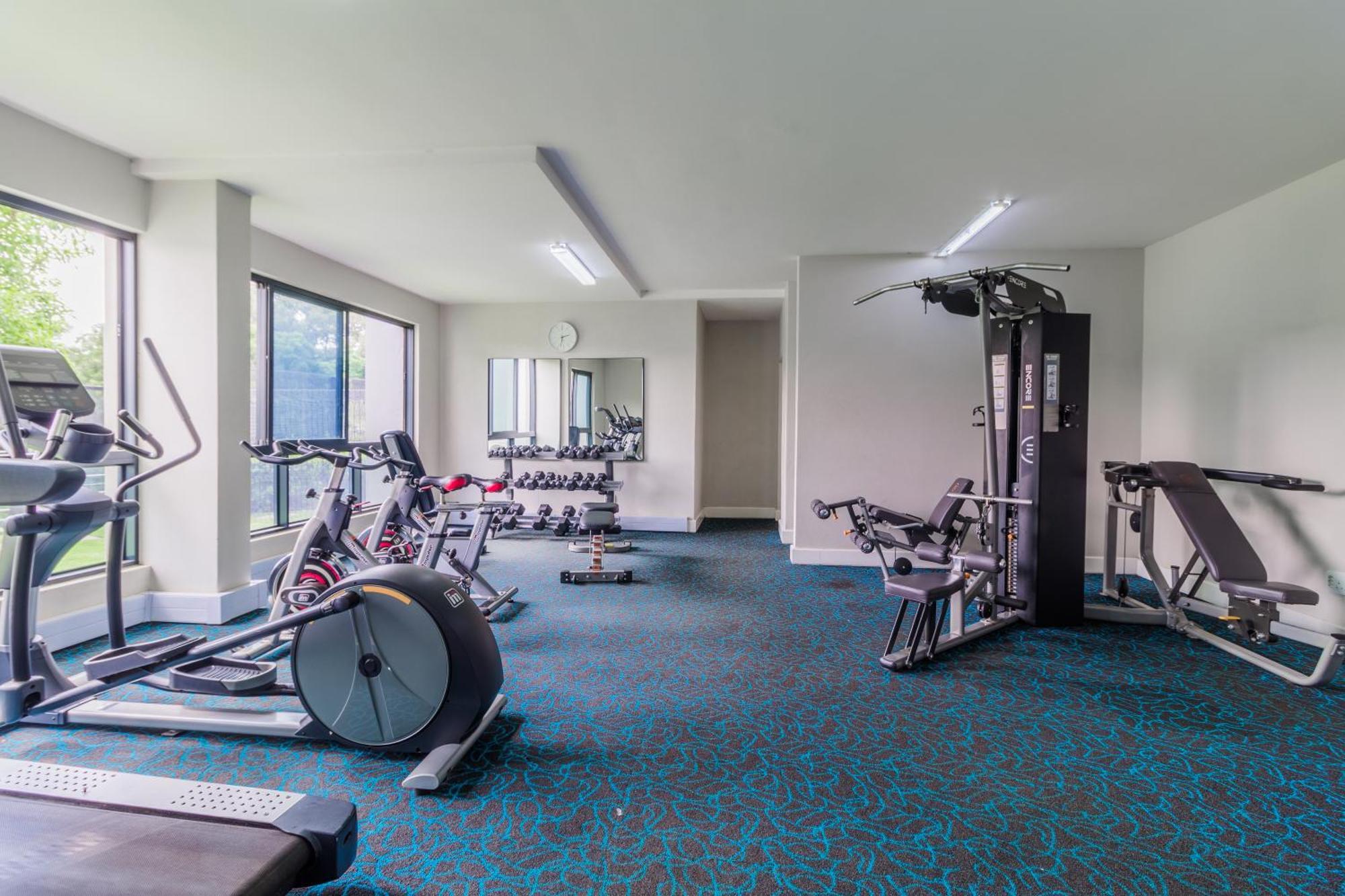 Stay Menlyn Pretoria Exterior photo