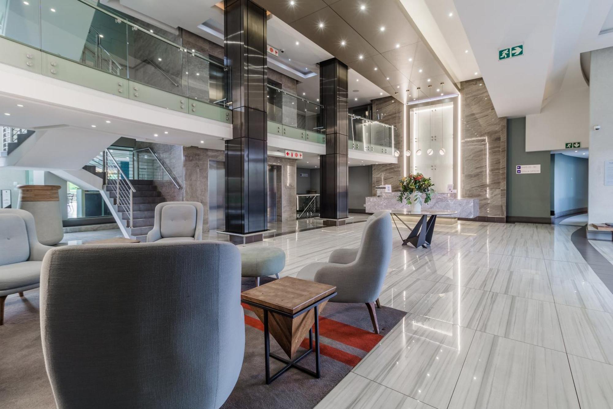 Stay Menlyn Pretoria Exterior photo